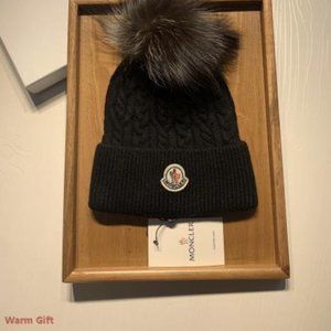 🎀Moncler💖 Fox Fur PomPom Knit Beanie